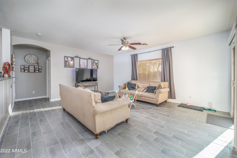 Photo 8 of 19 - 13322 N Alto St, El Mirage, AZ 85335