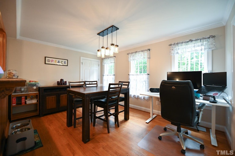 Photo 14 of 40 - 142 Mill Branch Cir, Fuquay Varina, NC 27526