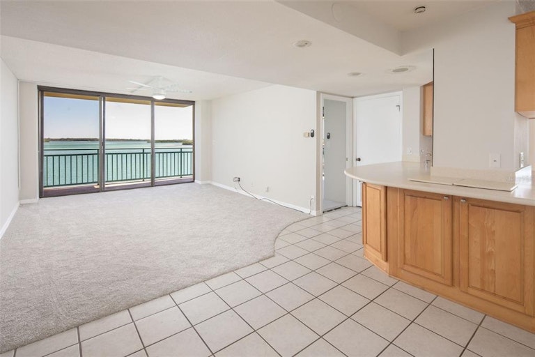 Photo 4 of 29 - 1 Key Capri #213E, Treasure Island, FL 33706