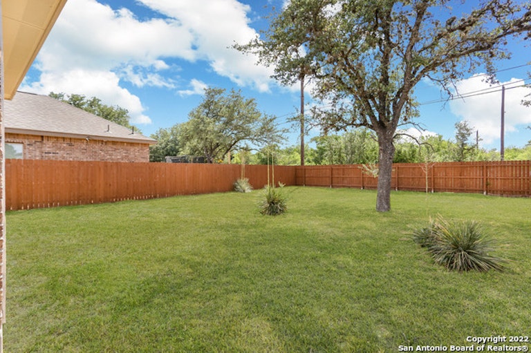 Photo 25 of 27 - 8847 Kallison Arbor, San Antonio, TX 78254