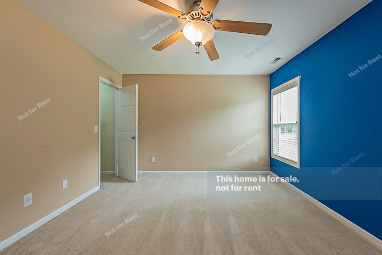 Photo 19 of 24 - 4112 Amber Stone Way, Durham, NC 27704