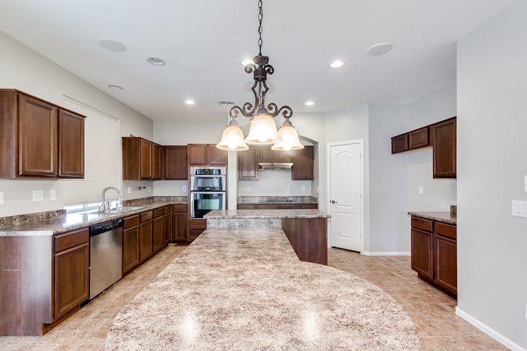 Photo 4 of 31 - 1465 E Nancy Ave, San Tan Valley, AZ 85140