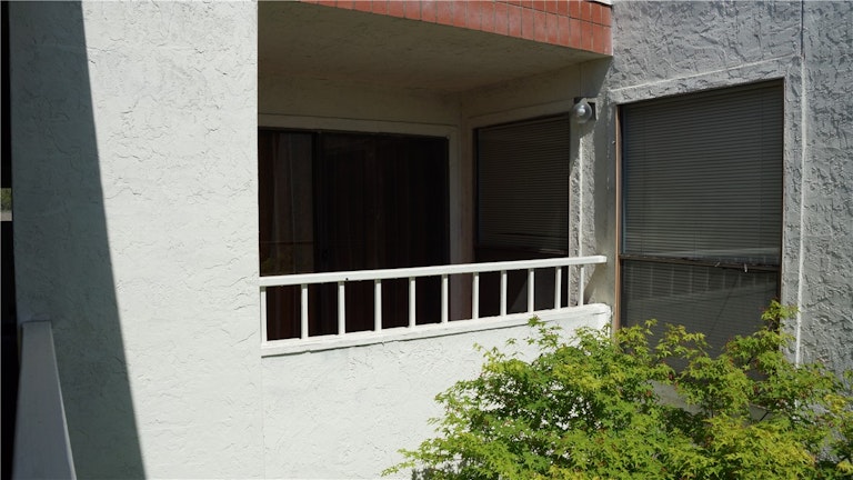 Photo 3 of 19 - 3115 Helms St #313, Austin, TX 78705