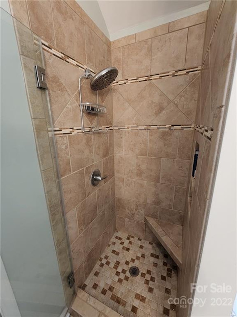 Photo 31 of 44 - 4454 Timberwood Dr, Gastonia, NC 28056