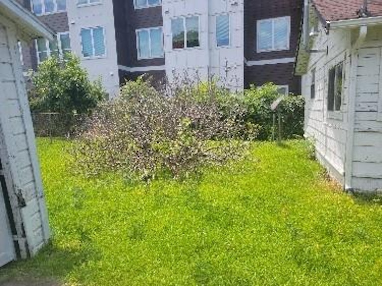 Photo 2 of 7 - 3610 Rosalie St, Houston, TX 77004