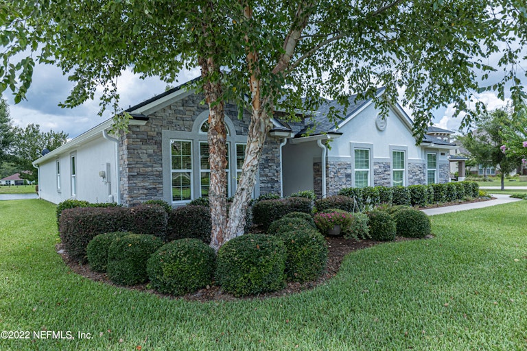 Photo 2 of 39 - 3695 Oglebay Dr, Green Cove Springs, FL 32043