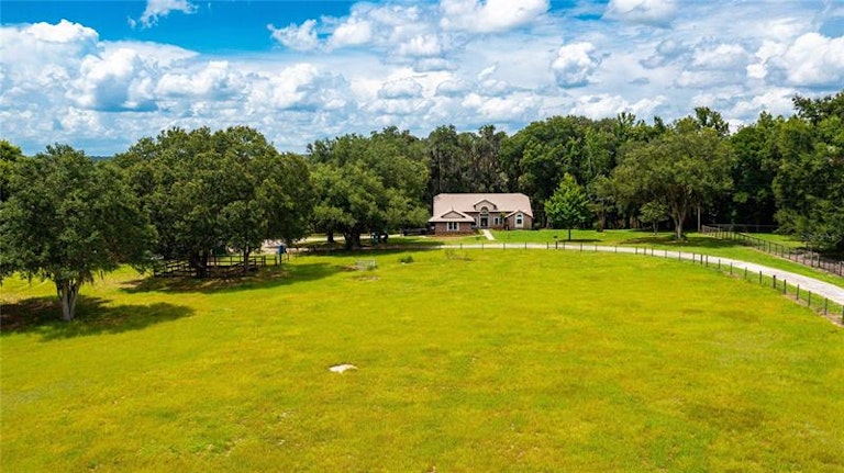 Photo 12 of 95 - 31949 Amberlea Rd, Dade City, FL 33523