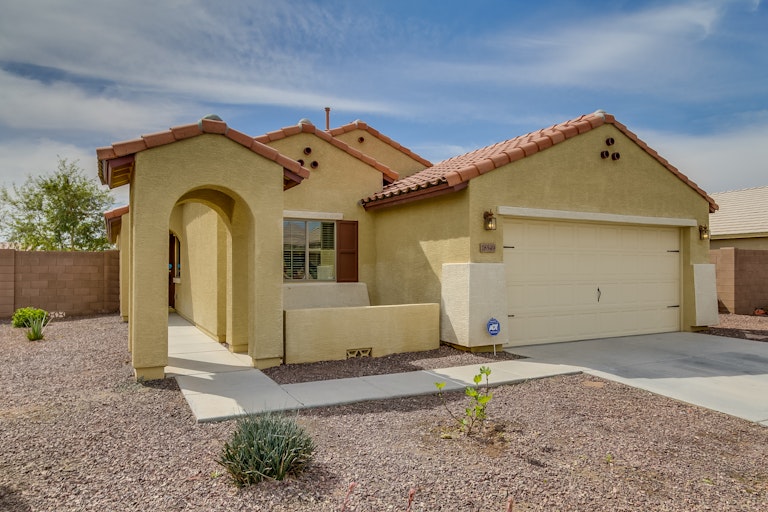 Photo 1 of 35 - 18549 W Vogel Ave, Goodyear, AZ 85338