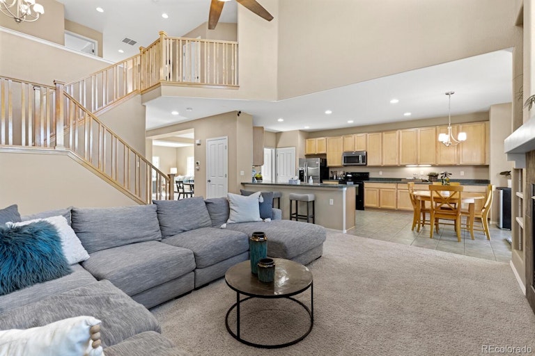 Photo 13 of 39 - 10940 Quail Run Ct, Parker, CO 80138