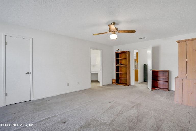 Photo 16 of 29 - 536 Cozybrook Ln, Fleming Island, FL 32003