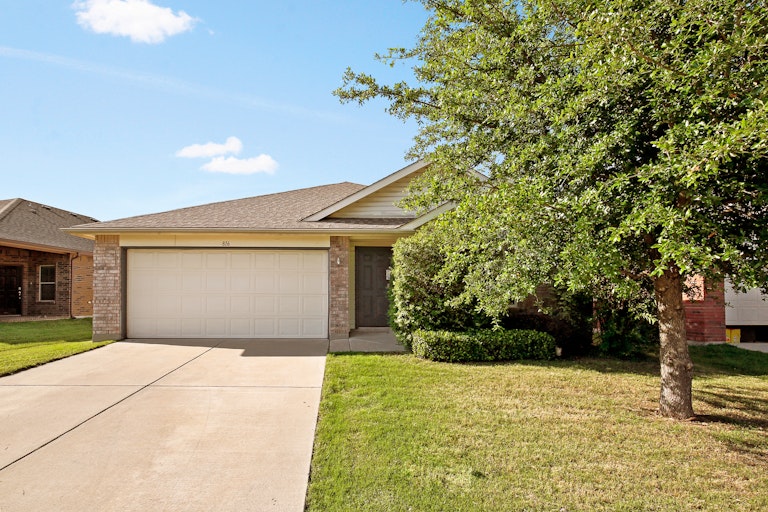 Photo 6 of 29 - 816 San Miguel Trl, Haslet, TX 76052