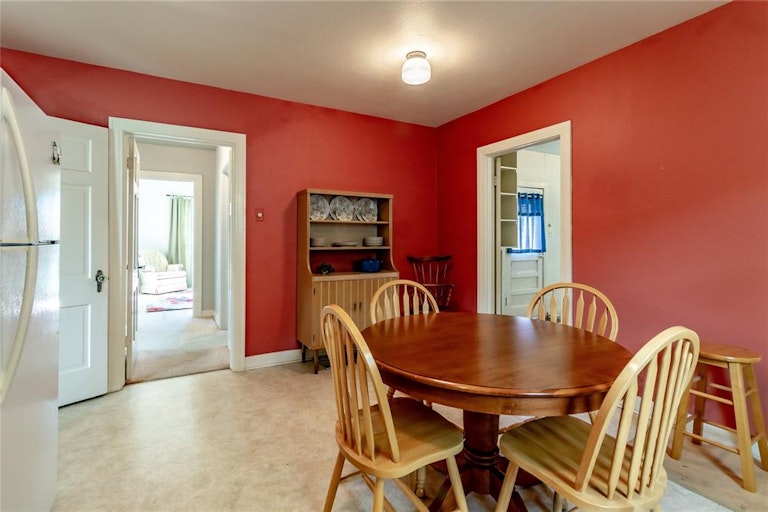Photo 5 of 27 - 603 Coyle St, Garland, TX 75040