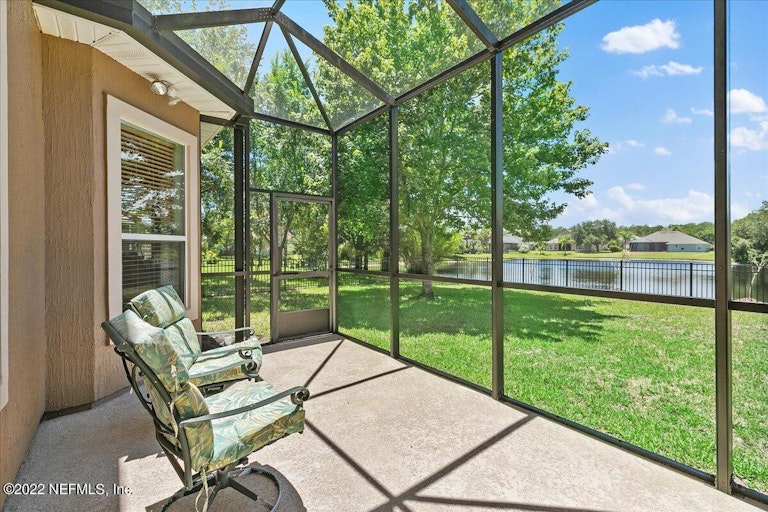 Photo 29 of 40 - 627 Battersea Dr, Saint Augustine, FL 32095