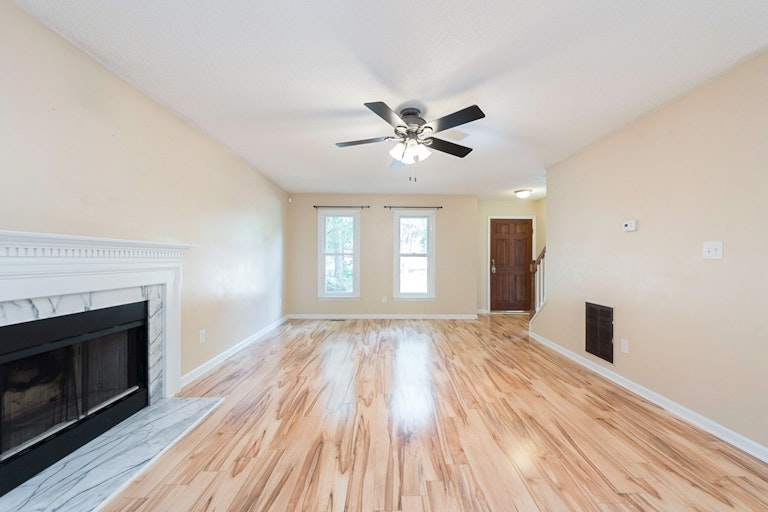 Photo 7 of 21 - 4804 Buttonbush Dr, Durham, NC 27712