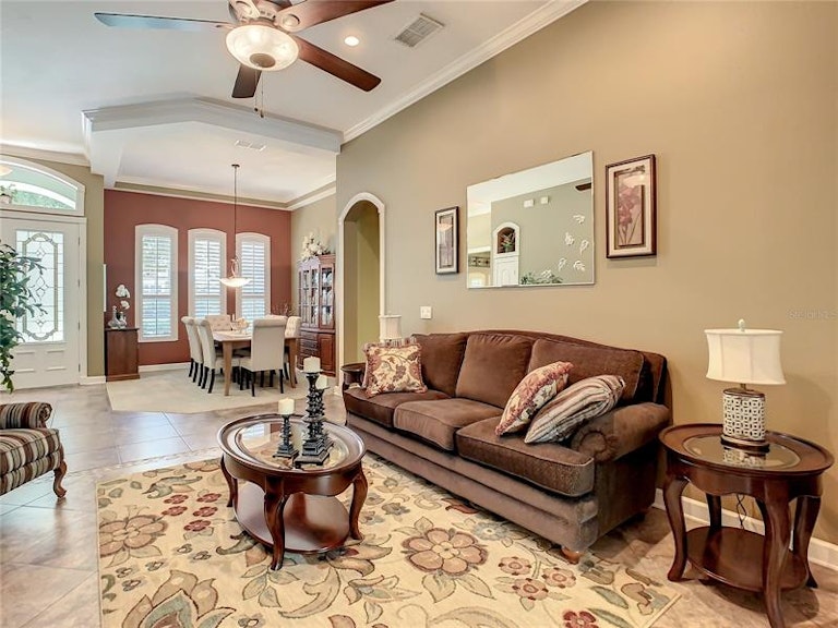 Photo 17 of 69 - 2704 Aloma Oaks Dr, Oviedo, FL 32765