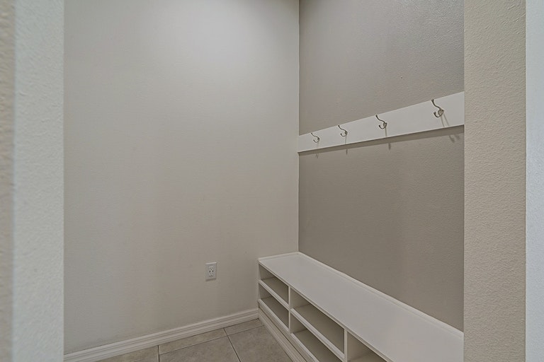 Photo 12 of 29 - 3343 Bethpage Loop, Mount Dora, FL 32757