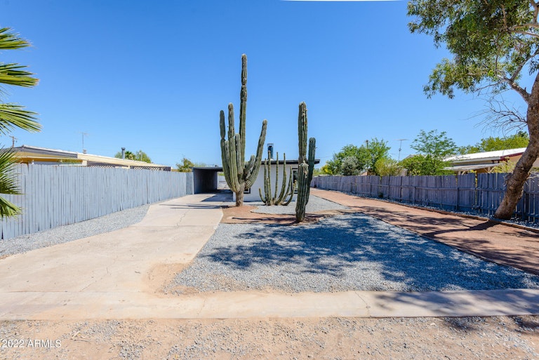 Photo 17 of 24 - 45386 W Hathaway Ave, Maricopa, AZ 85139
