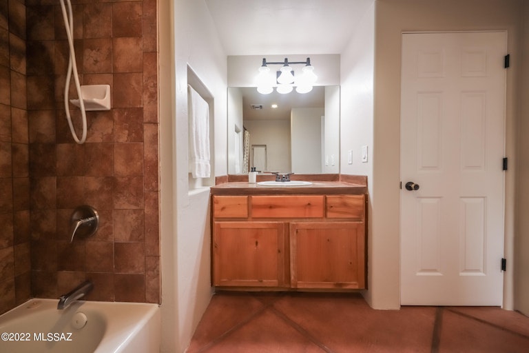 Photo 26 of 33 - 2840 E Darlene Dr, Vail, AZ 85641