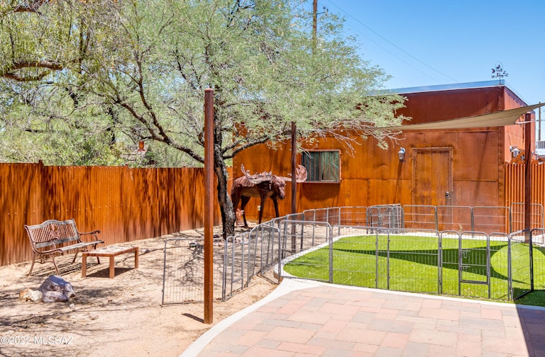 Photo 28 of 31 - 2515 N Rising Star Trl, Tucson, AZ 85745