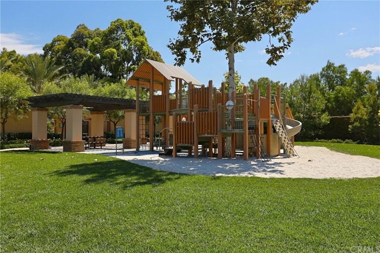 Photo 18 of 21 - 154 Coralwood, Irvine, CA 92618
