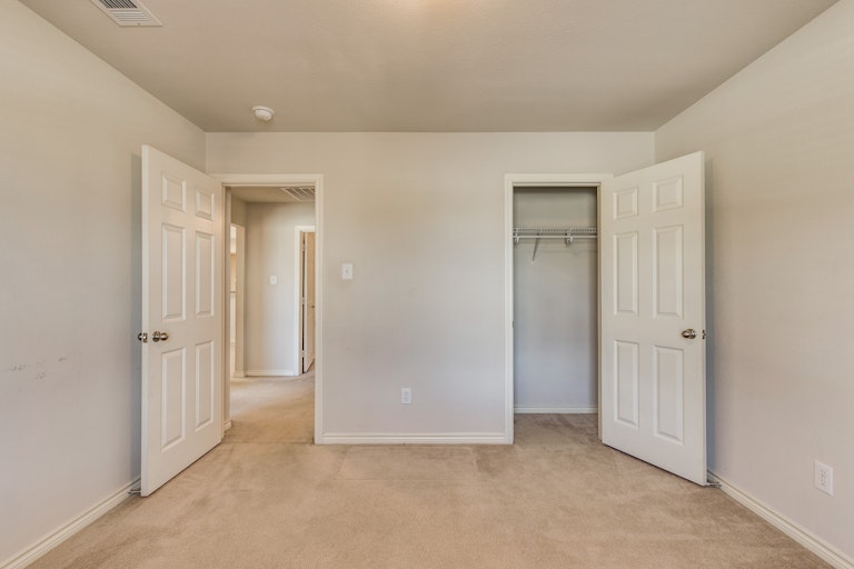 Photo 21 of 25 - 8916 Sundance Trl, Crossroads, TX 76227