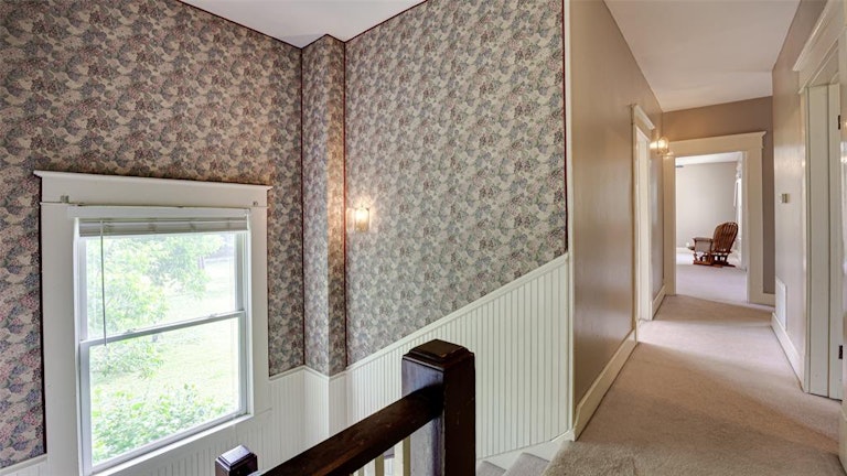 Photo 17 of 40 - 613 E Marvin Ave, Waxahachie, TX 75165