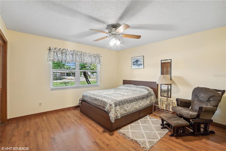 Photo 19 of 39 - 2780 Windsong Ln, Saint Cloud, FL 34772