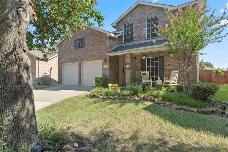 Photo 3 of 27 - 381 Bayberry Dr, Fate, TX 75087