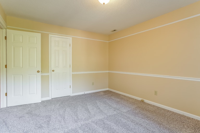 Photo 23 of 25 - 4101 Cary Oaks Dr, Apex, NC 27539
