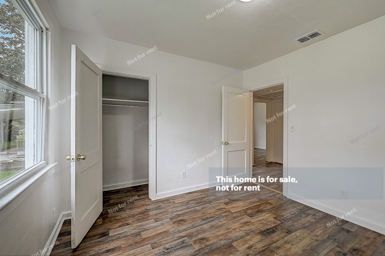 Photo 22 of 27 - 1718 McMillan St, Jacksonville, FL 32209