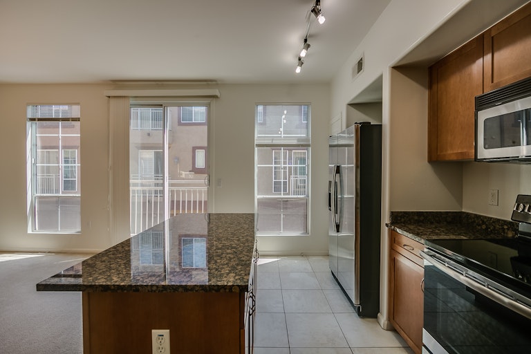 Photo 6 of 18 - 1920 E Bell Rd #1168, Phoenix, AZ 85022