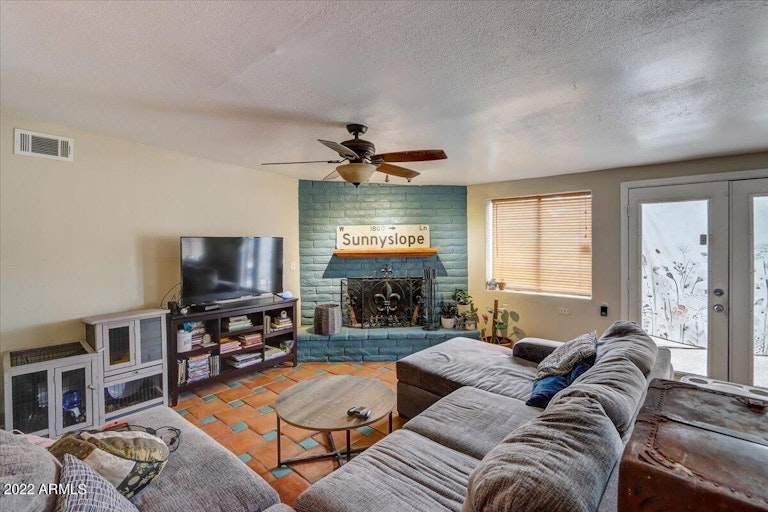Photo 13 of 40 - 7207 N 41st Dr, Phoenix, AZ 85051