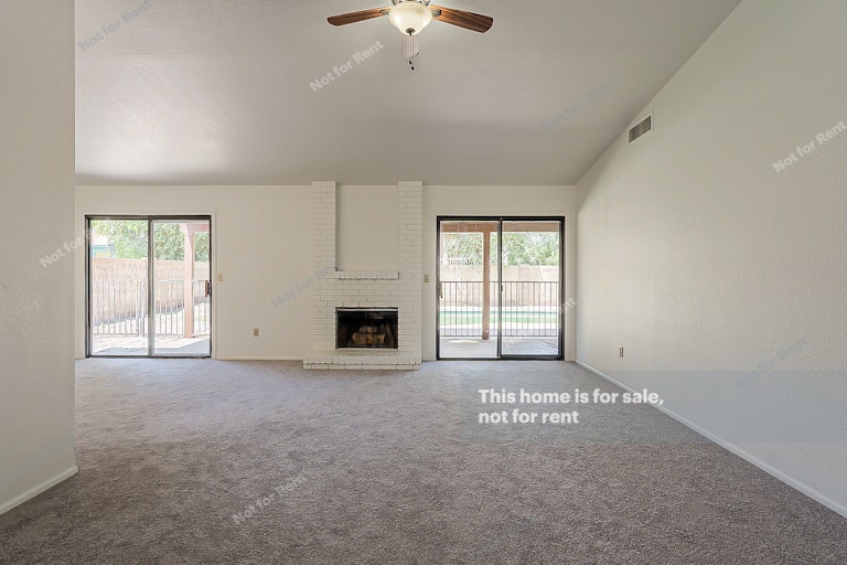 Photo 5 of 23 - 4850 E Dartmouth Cir, Mesa, AZ 85205