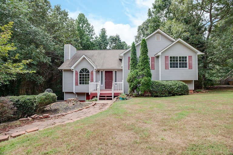 Photo 1 of 17 - 1413 Towne Harbor Ln, Woodstock, GA 30189