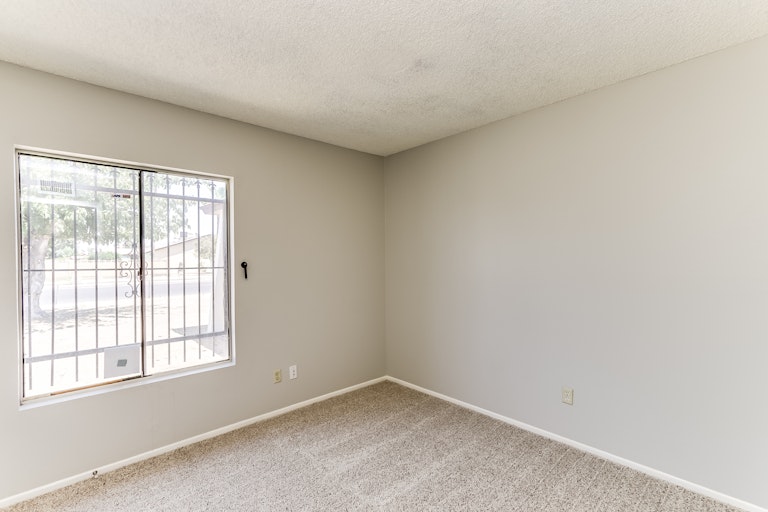 Photo 19 of 27 - 5056 N 71st Ave, Glendale, AZ 85303