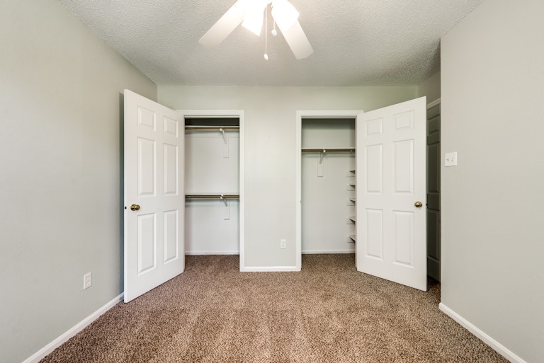 Photo 19 of 25 - 3910 Martha Ln, Rowlett, TX 75088