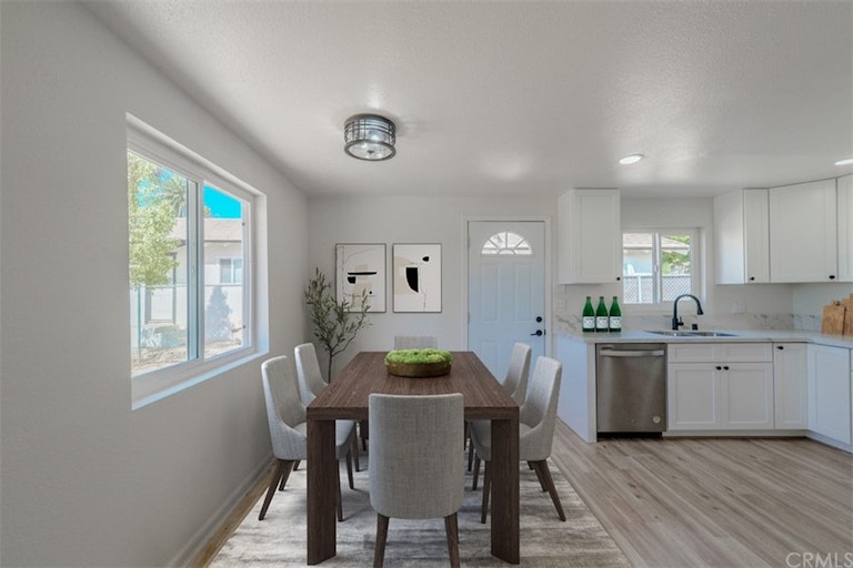 Photo 9 of 33 - 9035 Bellegrave Ave, Jurupa Valley, CA 92509