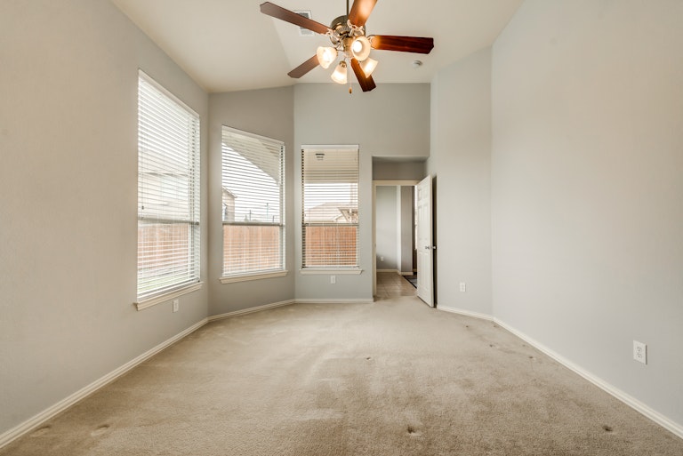 Photo 22 of 29 - 2104 Jack County Dr, Forney, TX 75126