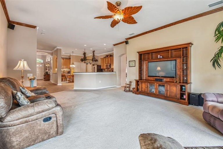 Photo 17 of 58 - 5716 Riva Ridge Dr, Wesley Chapel, FL 33544