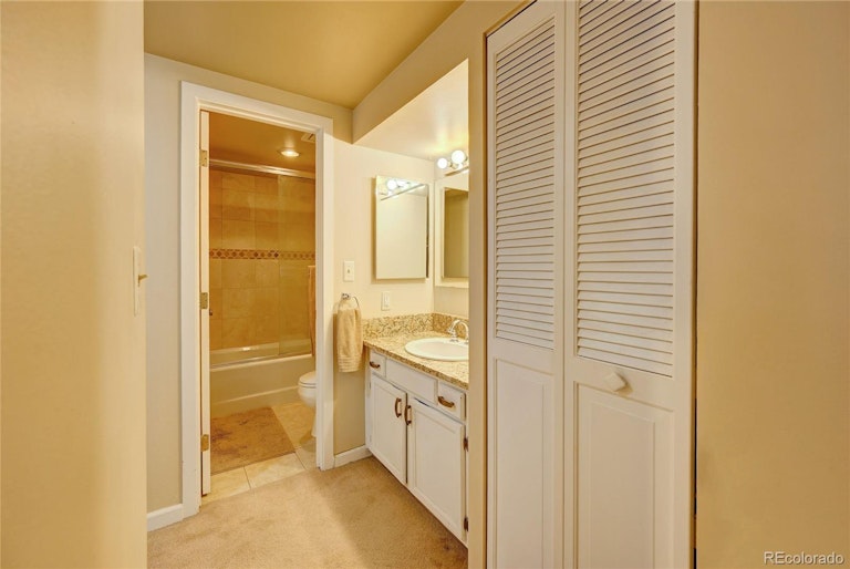 Photo 17 of 36 - 1777 Larimer St #1711, Denver, CO 80202