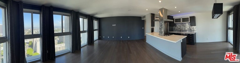 Photo 4 of 35 - 800 W 1st St #2008, Los Angeles, CA 90012