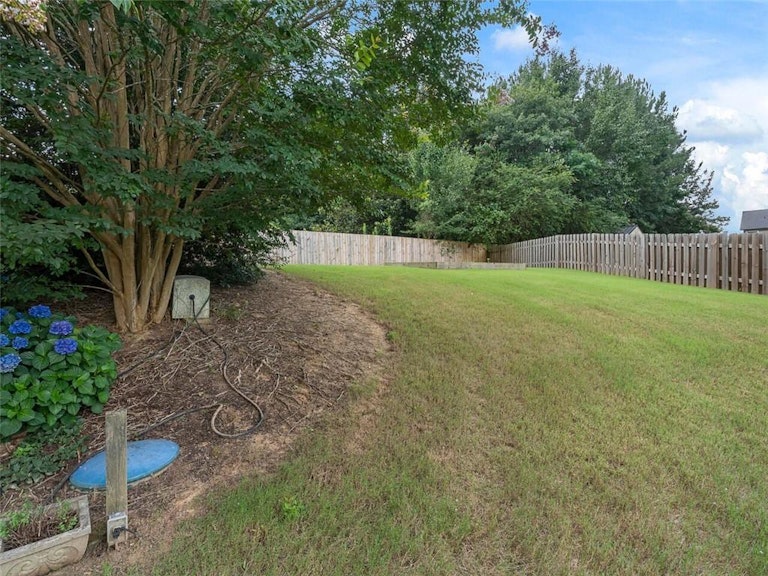 Photo 33 of 35 - 130 Cartee Ln, Dallas, GA 30157