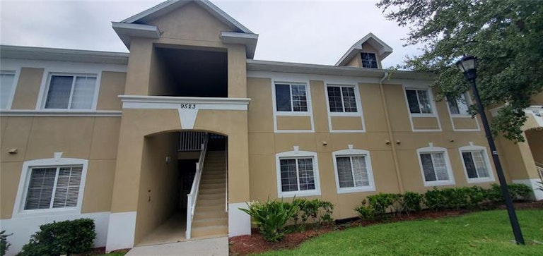 Photo 1 of 8 - 9523 Newdale Way #202, Riverview, FL 33578