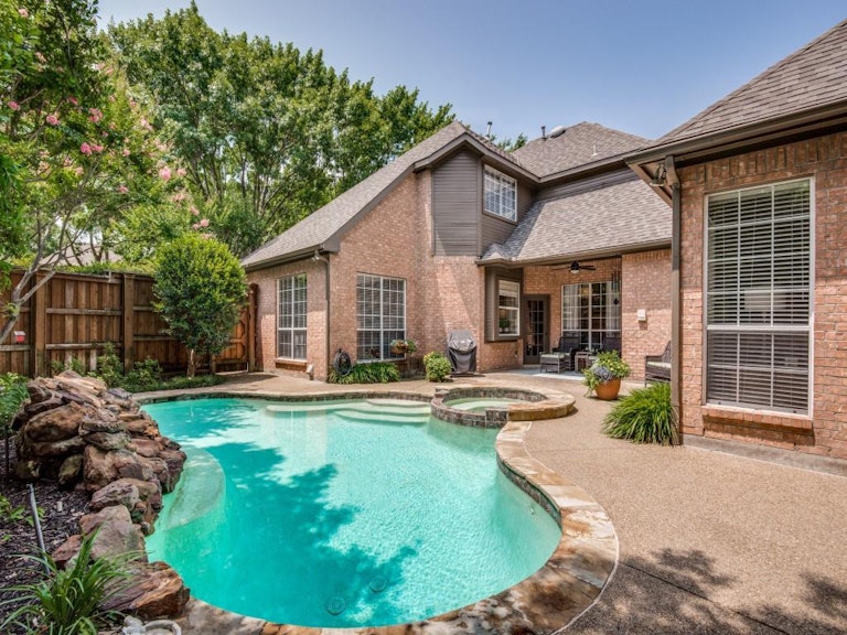 Photo 36 of 36 - 6205 Wittmore Pl, Plano, TX 75093