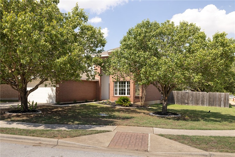 Photo 1 of 16 - 2200 Amy Lynn Ln, Cedar Park, TX 78613