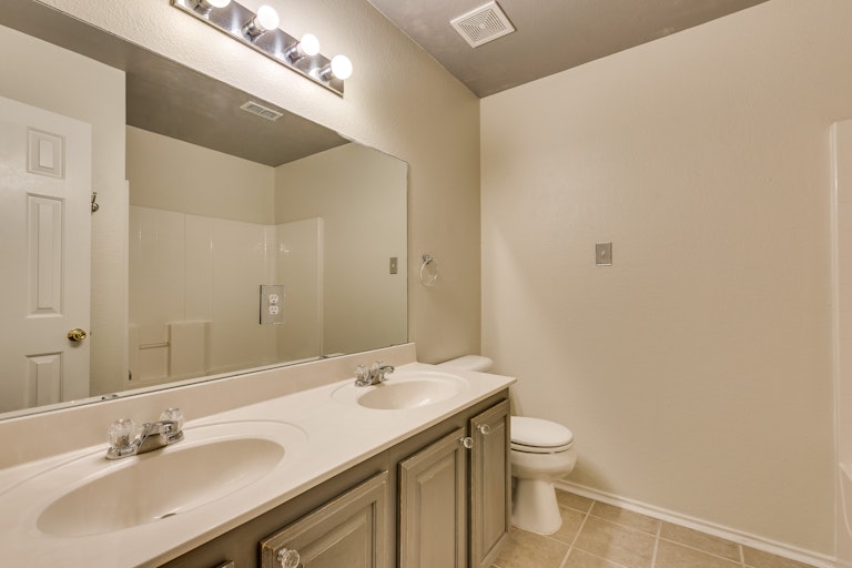 Photo 25 of 28 - 1202 Huntsville Dr, Wylie, TX 75098