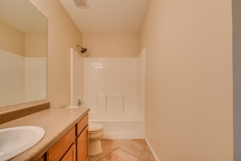 Photo 30 of 34 - 3014 W Daley Ln, Phoenix, AZ 85027