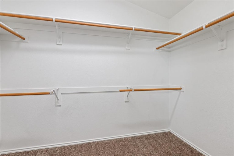 Photo 15 of 25 - 10121 Sourwood Dr, Fort Worth, TX 76244