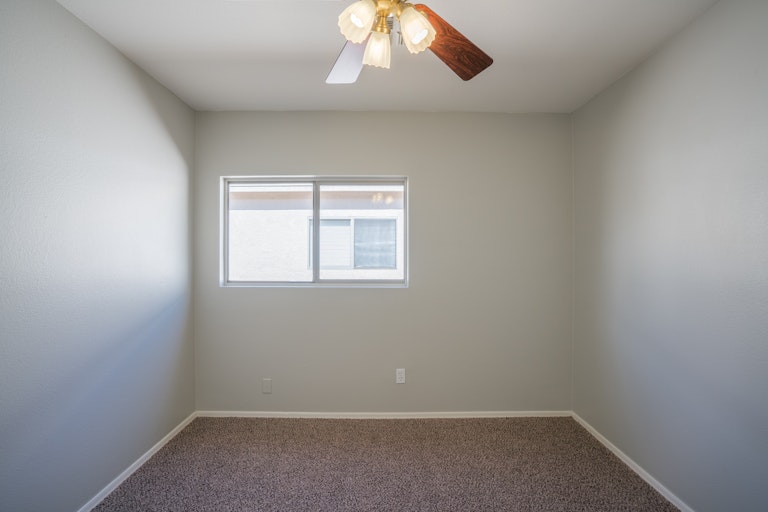 Photo 14 of 26 - 11819 W Ester Dr, El Mirage, AZ 85335