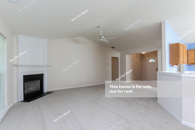 Photo 12 of 27 - 201 Kinship Ln, Apex, NC 27502